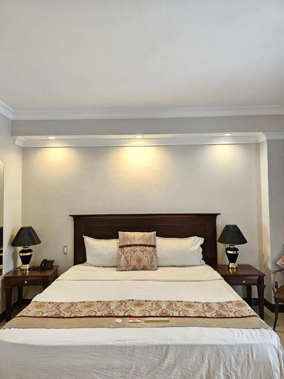Valentino'S Hotel Angeles Luaran gambar